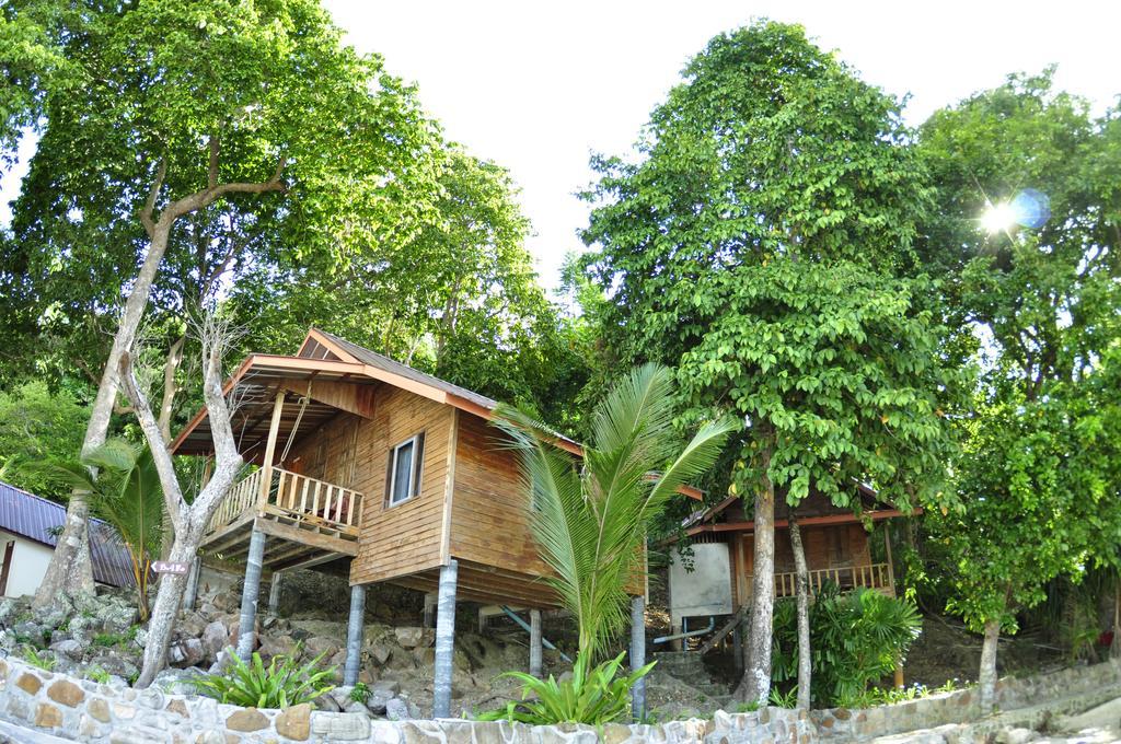 Tohko Beach Resort Phi Phi Don Exterior photo