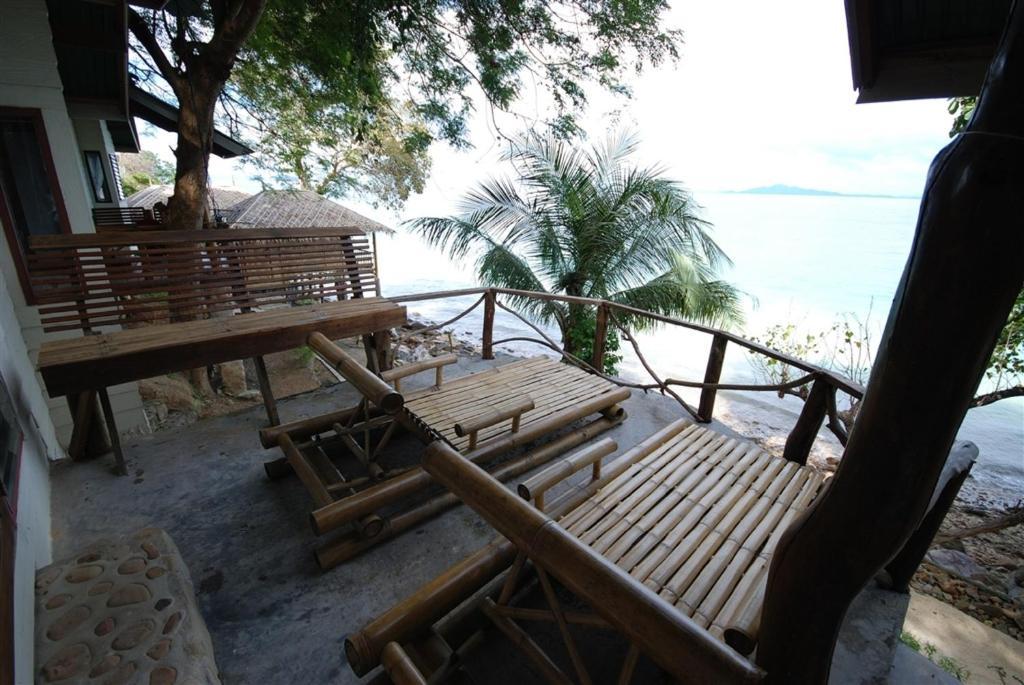 Tohko Beach Resort Phi Phi Don Exterior photo