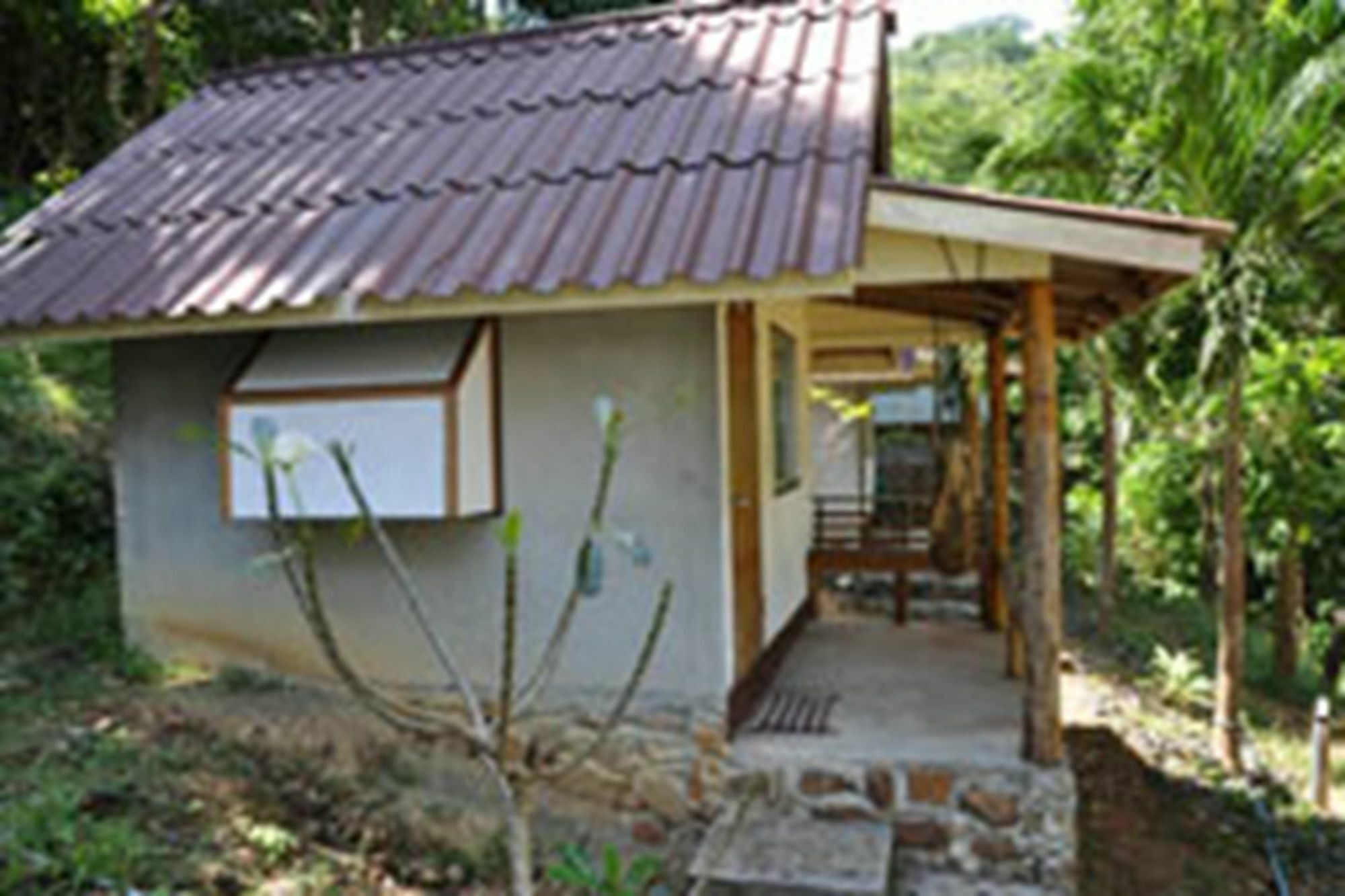 Tohko Beach Resort Phi Phi Don Exterior photo